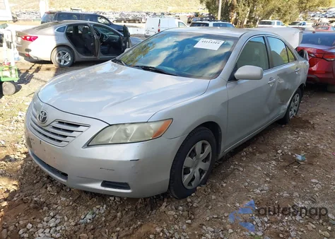 2008 Toyota Camry Le z USA, uszkodzony, nr VIN 4T4BE46K38R038614